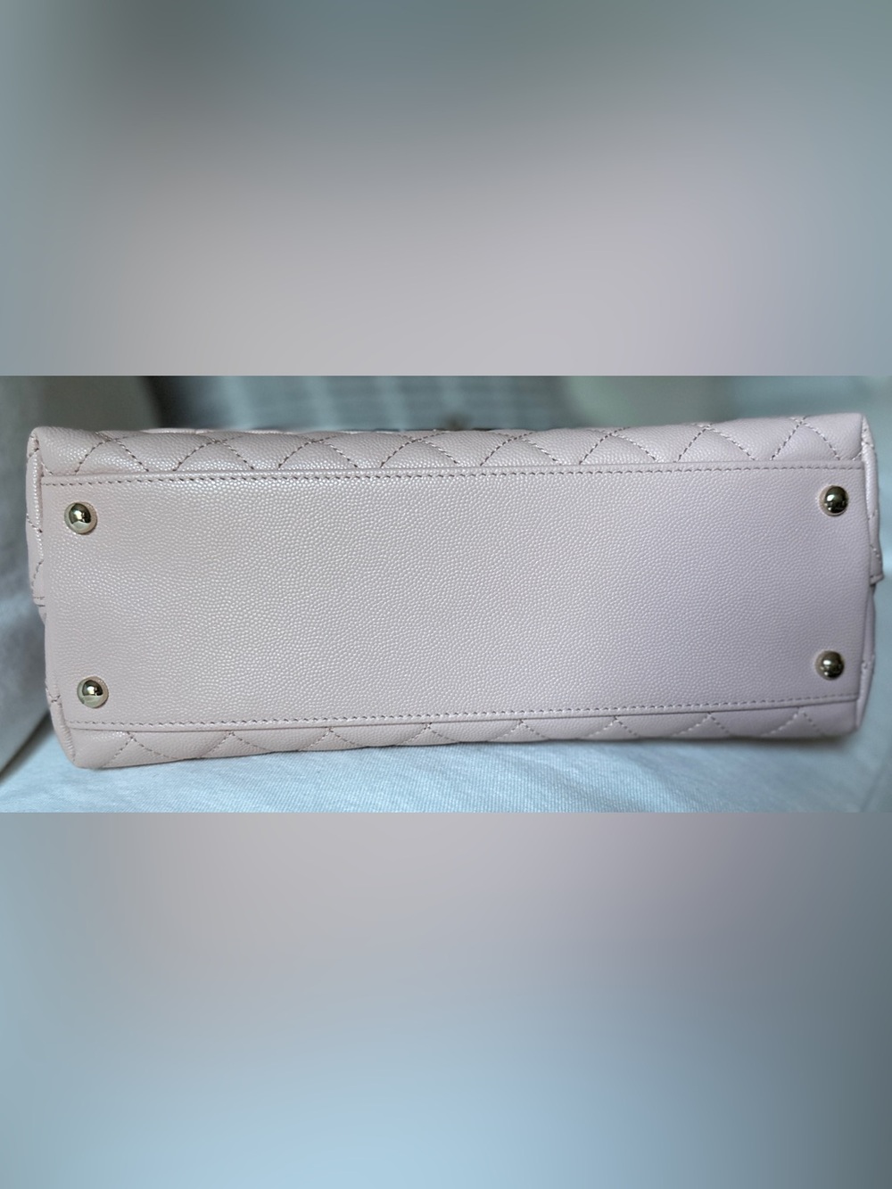 NIB CHANEL Coco Handle 21A Pink Caviar Leather Light Gold HW Medium Handbag NWT - Picture 9 of 10